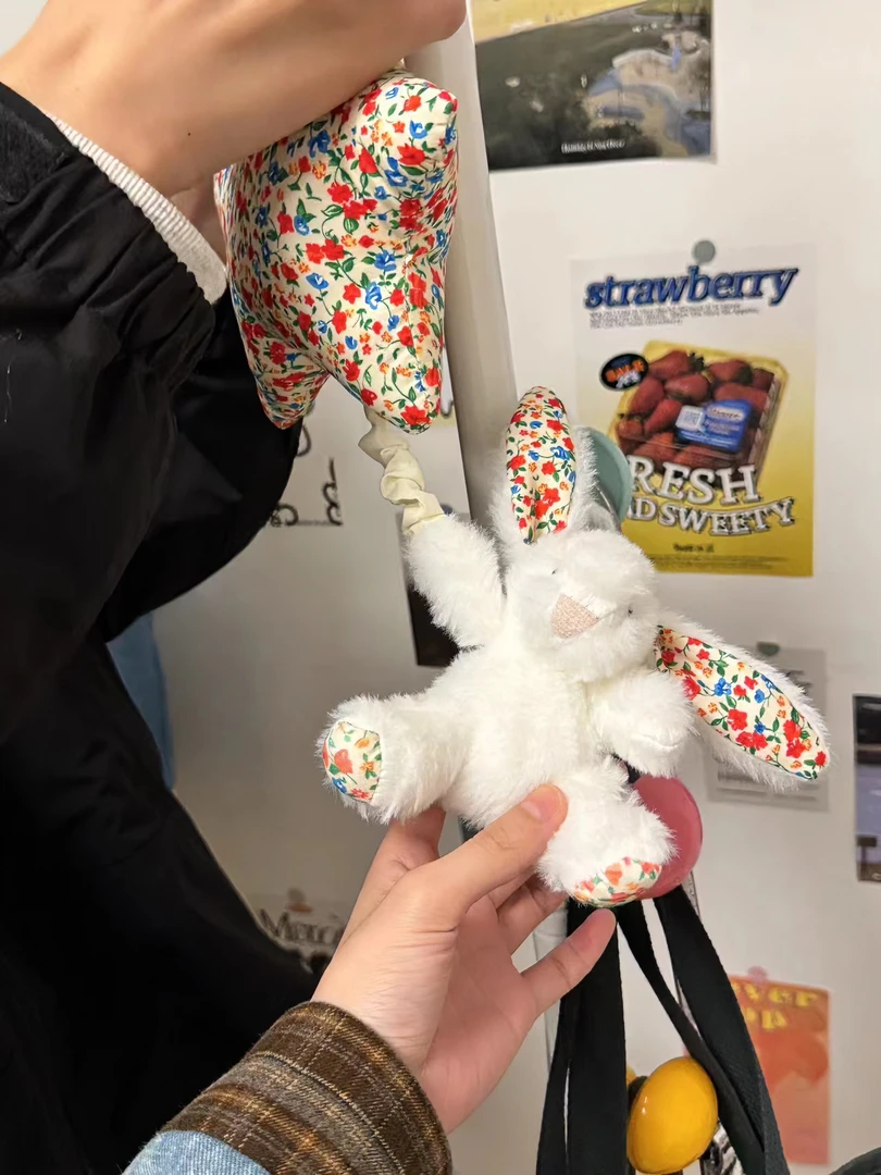 可爱治愈害羞蓝色星星兔兔音乐拉铃宿舍床挂饰安抚毛绒玩偶八音盒