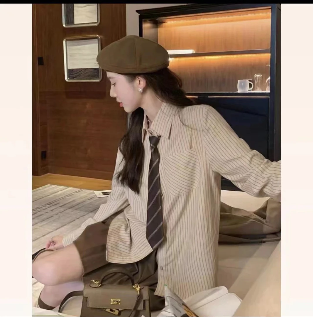 9066*套装三件复古休闲短袖条纹衬衫百褶裙套装百搭衬衣潮含领带