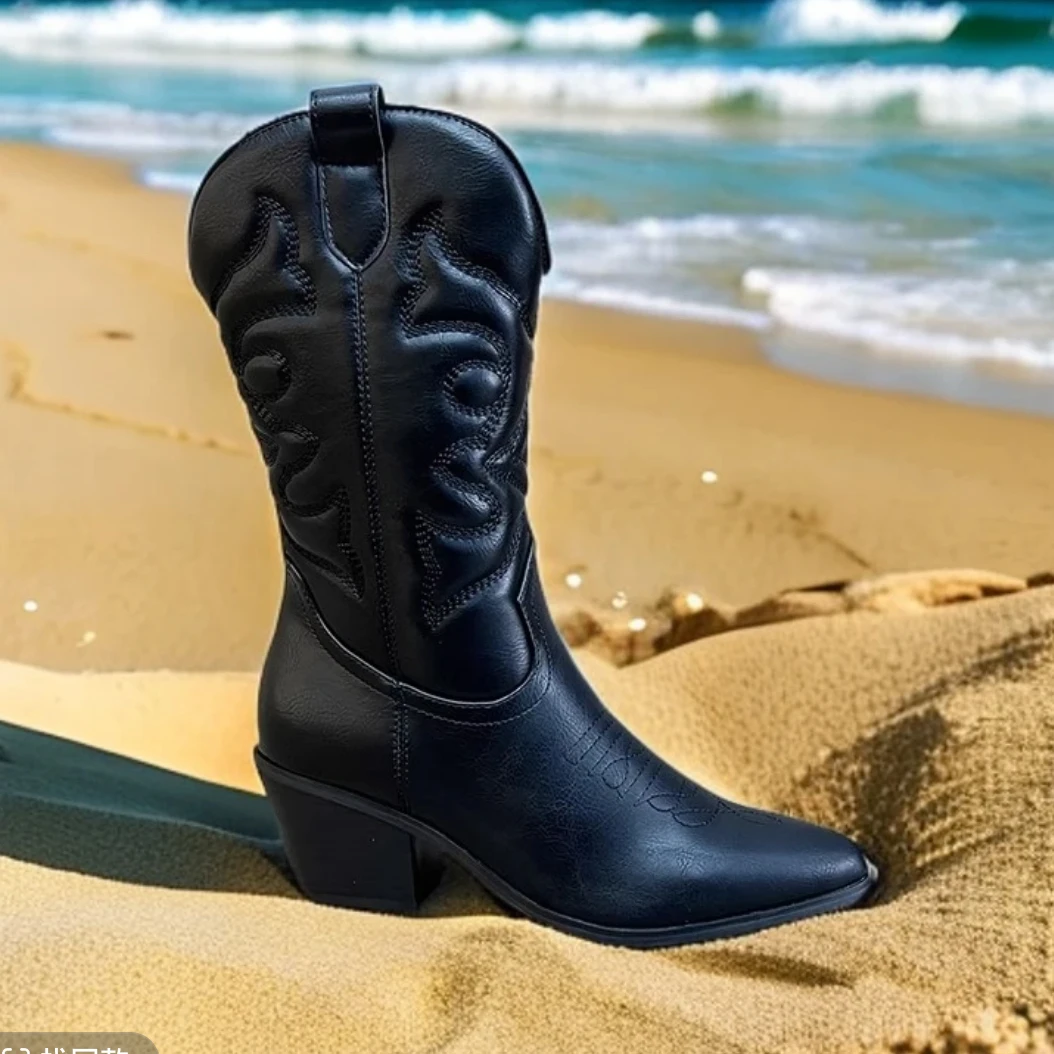 粗跟尖头V口中筒骑士靴大码时装靴女