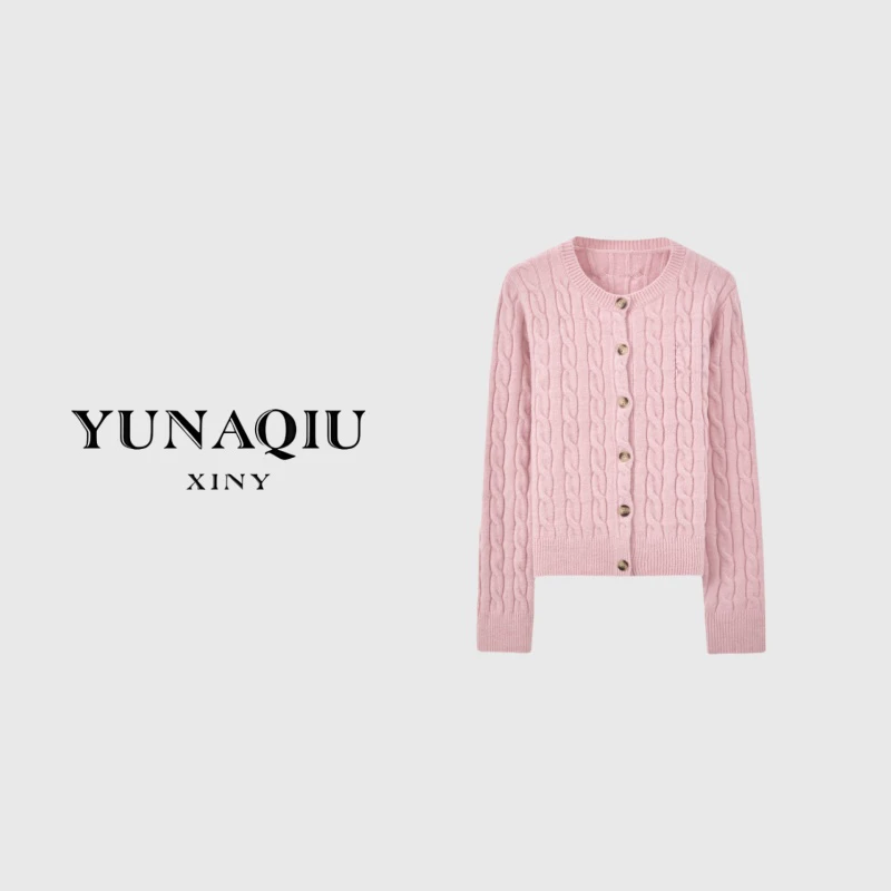 YUNAQIU- 时尚拼接绞花圆领长袖百搭单排扣羊毛针织开衫-8505