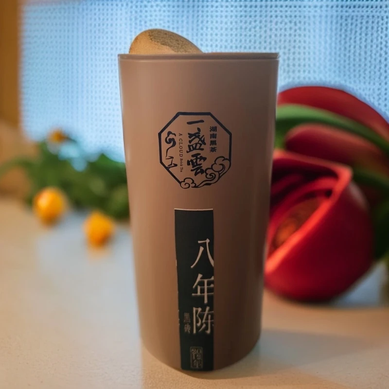 一盏雲2012八年陈200g黑茶