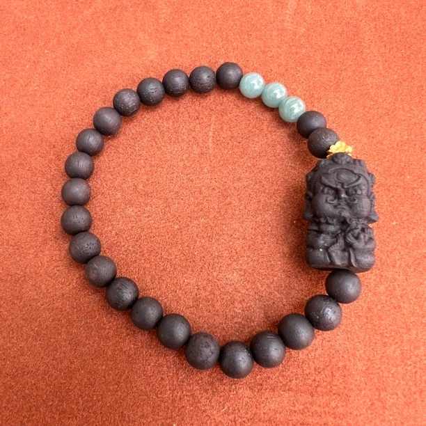 降真香黄财神雕刻手串配翡翠款圆珠手串精品文玩