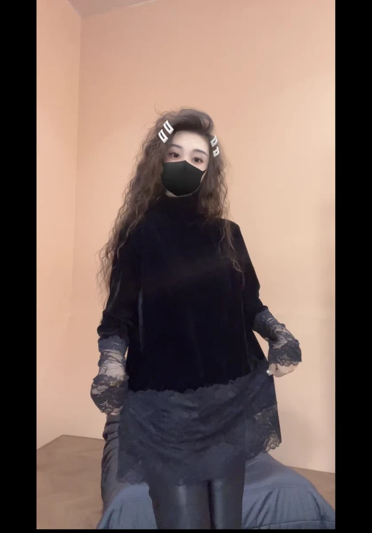 高领拼蕾丝打底衫时尚百搭长袖冬季新款