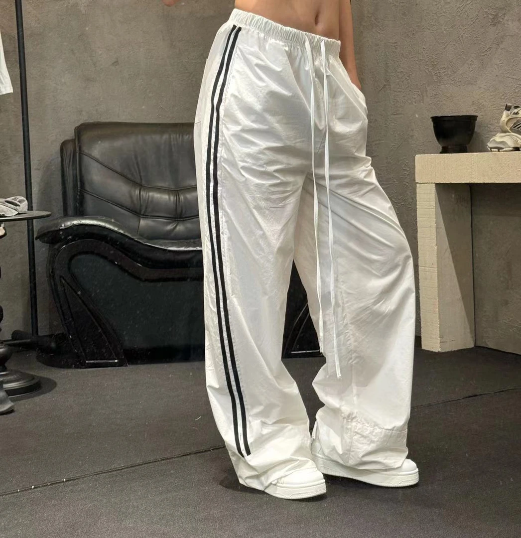 【明明家】美式辣妹街头嘻哈白色休闲裤直筒宽松拖地跳舞运动裤