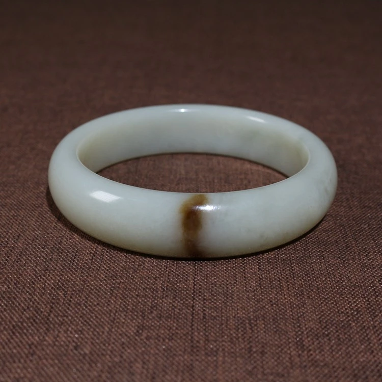 天然新疆和田糖白玉手镯58圈口女款玉镯子