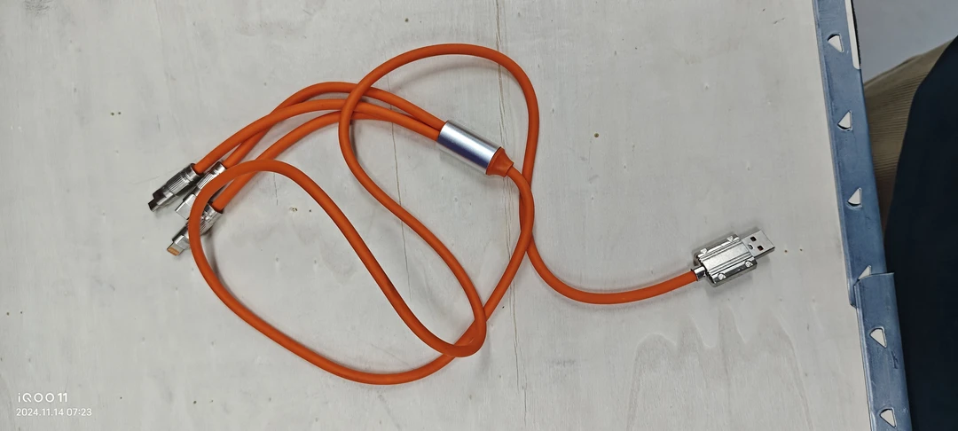 三合一数据线适用安卓typec手机充电线