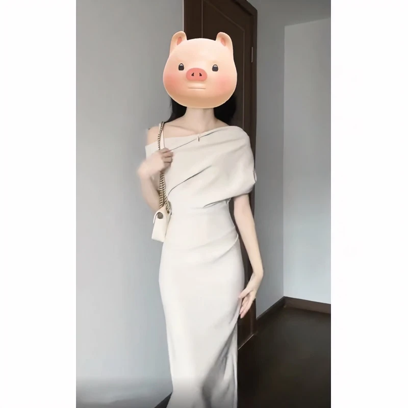 夏季设计感斜领露锁骨不规则包臀褶皱连衣裙女御姐风气质名媛长裙