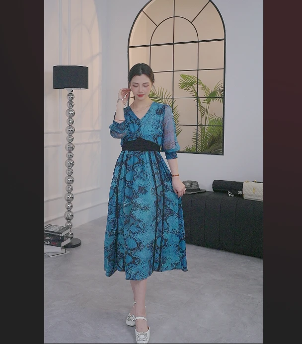 999真丝蛇纹连衣裙