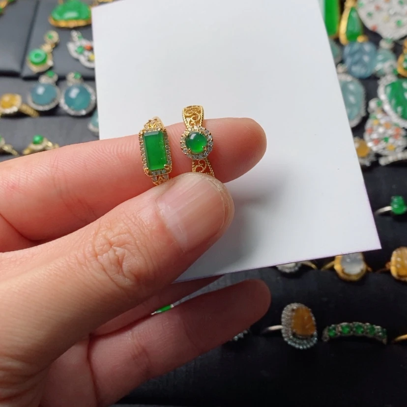 【闪购商品】翡翠戒指银S925镶嵌阿**啦