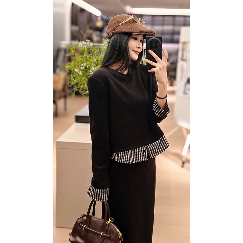 M美洋MEIYANG 双巧格套装 miu里miu气~可拆卸袖口卫衣/直筒半裙