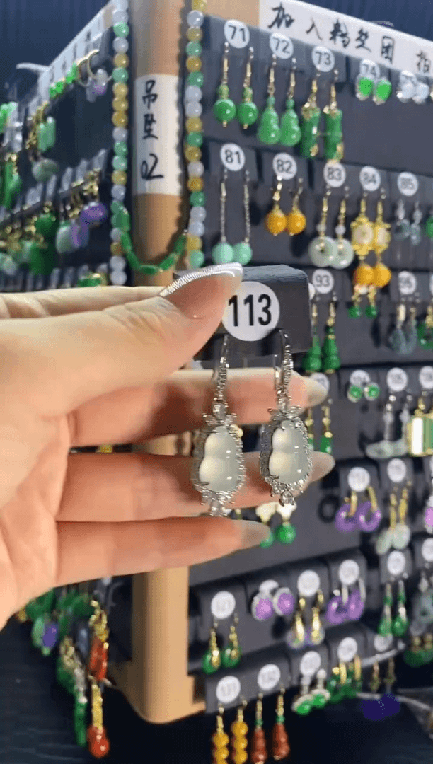 【闪购商品】翡翠耳饰银S925镶嵌113...