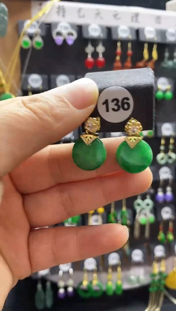 【闪购商品】翡翠耳饰银S925镶嵌136
