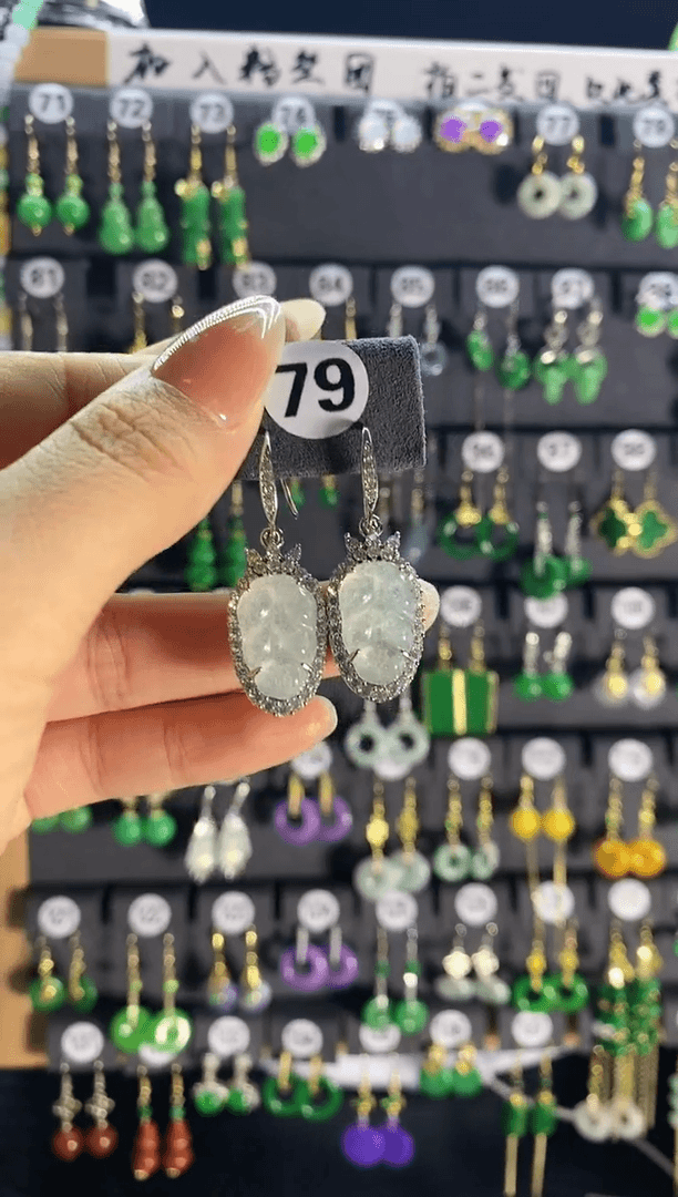 【闪购商品】翡翠耳饰银S925镶嵌79...