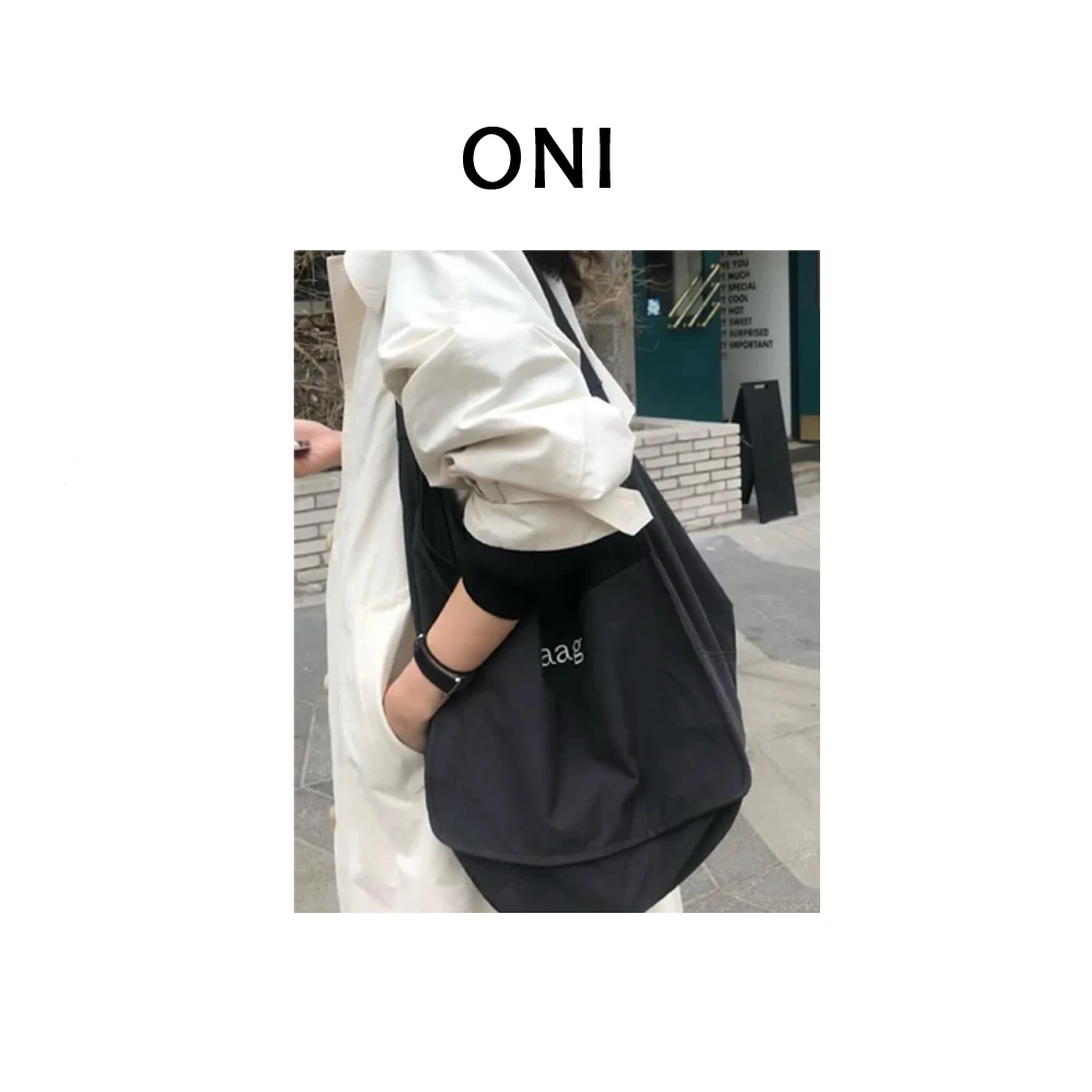 OUNI “ 杜桑乌木 “ ha*g~ 设计师品牌大容量单肩包-