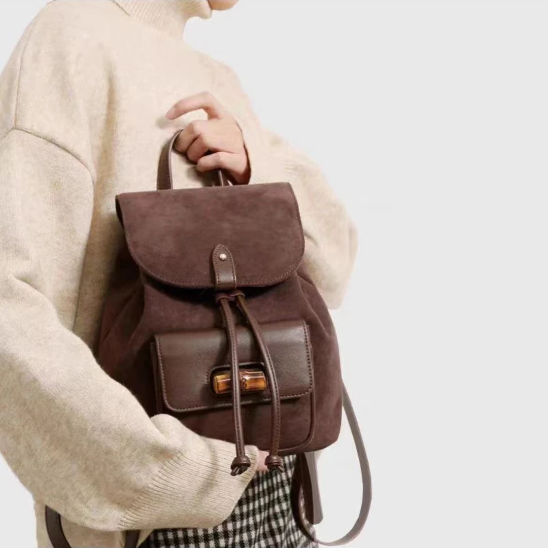 潮流时尚新款百搭双肩包H011