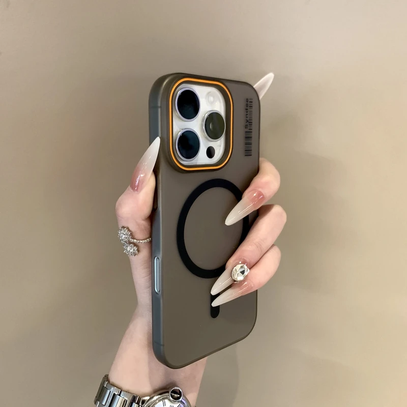 超薄透色磨砂磁吸适用苹果15promax新款iPhone16Pro手机壳14/13硬