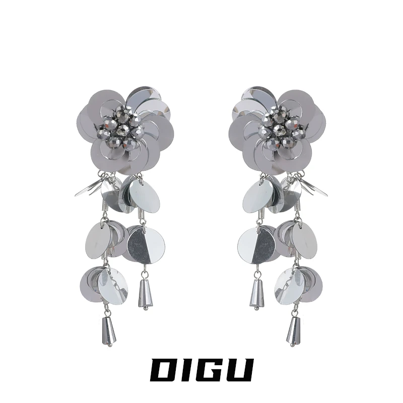 嘀咕家 铜合金耳饰 气质轻奢花朵流苏耳环小众长款耳钉独特耳饰品