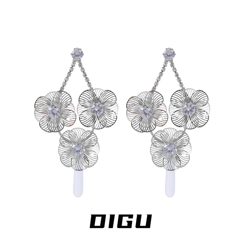 嘀咕家 铜合金耳饰 夸张金属花朵耳环女镶钻耳钉耳饰