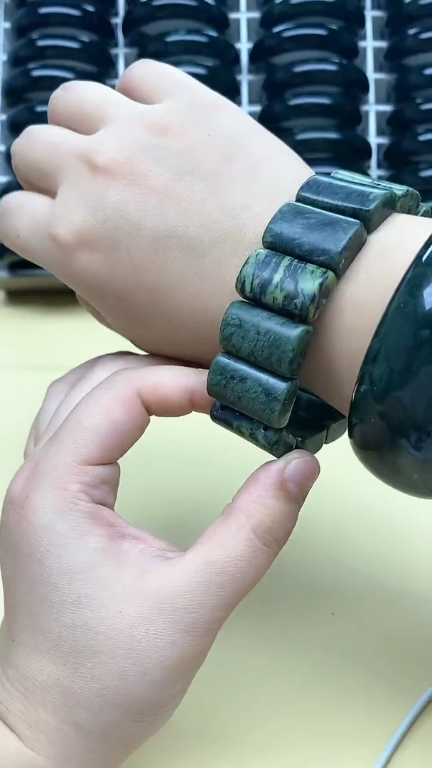【闪购商品】蛇纹石玉手牌未镶嵌手牌