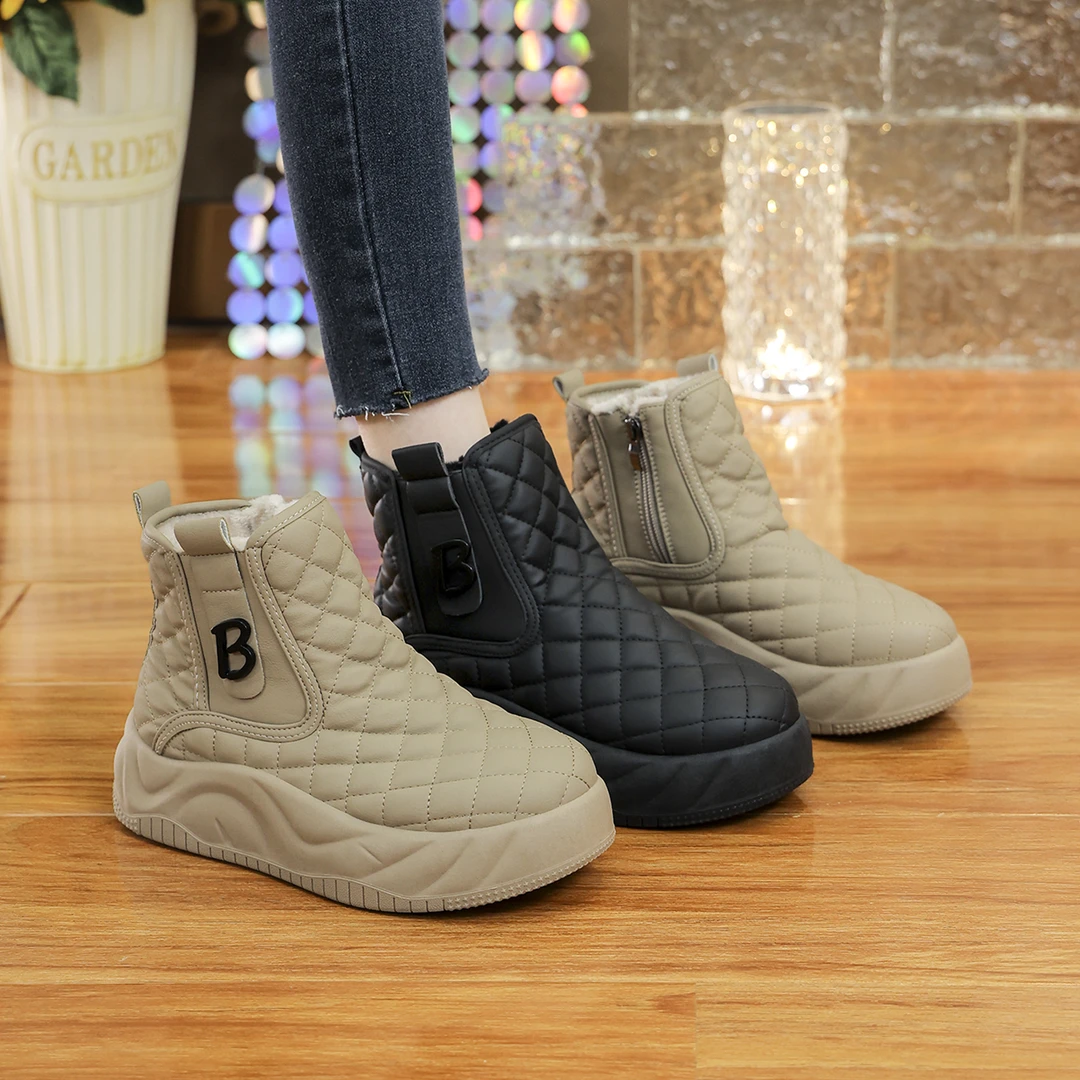 2024冬季新款雪地靴套脚平底女靴子鞋子女款2024款网红款