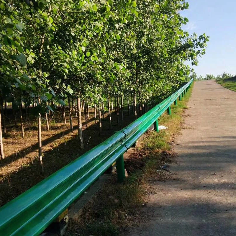 湖南波形护栏乡村道路河边防撞护栏公路喷塑双波三波梁钢隔离护栏