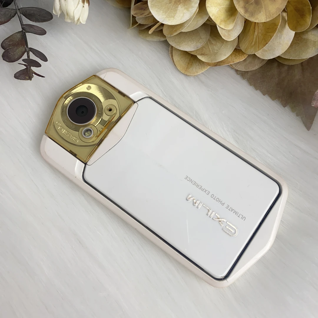 9新 Casio/卡西欧 tr200翻转可自拍 带美颜功能 无问题不退换