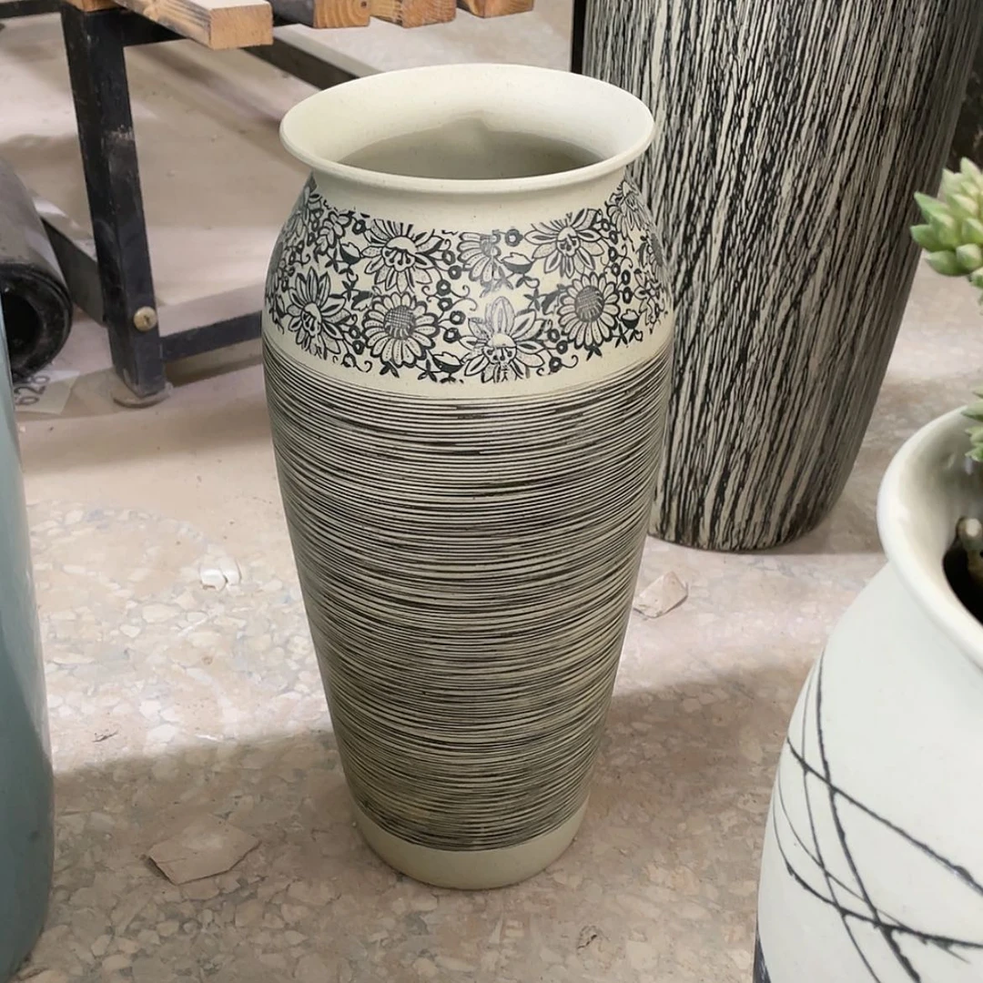 【闪购商品】陶瓷罐高32口10瑕疵