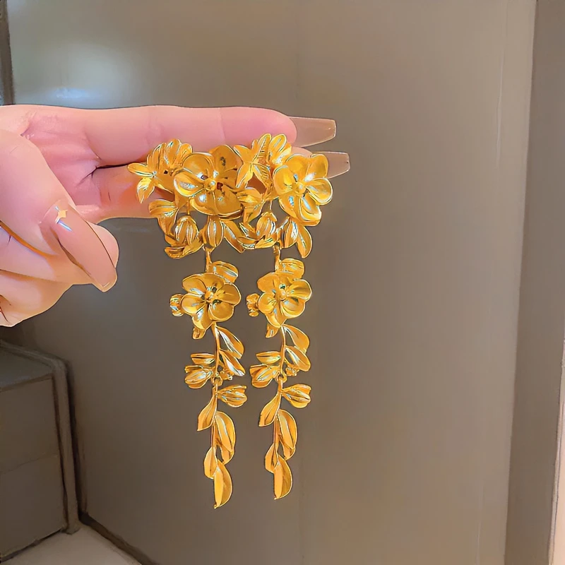 铜合金耳饰 金色花朵流苏耳环高级感夸张显脸瘦耳钉耳饰 五金女孩