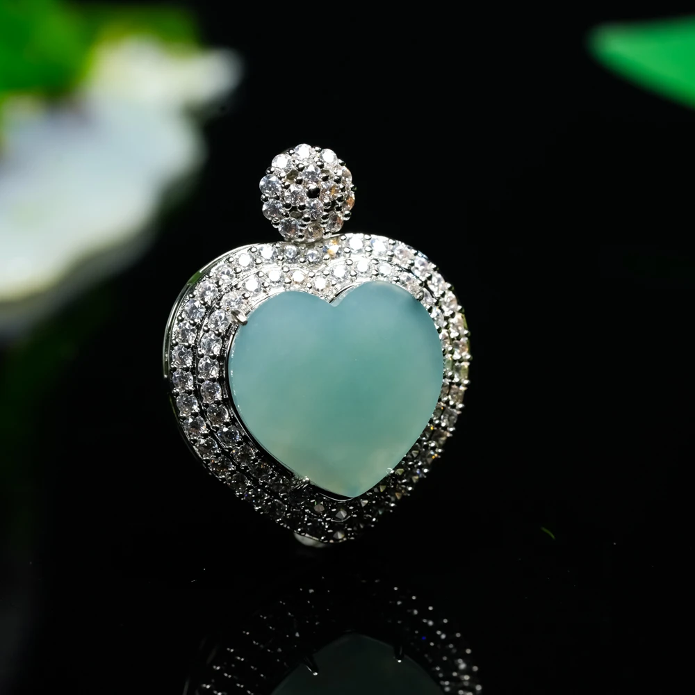 中国好珍宝-翡翠无事牌爱心设计气质款B-13多样性发货一件B-012