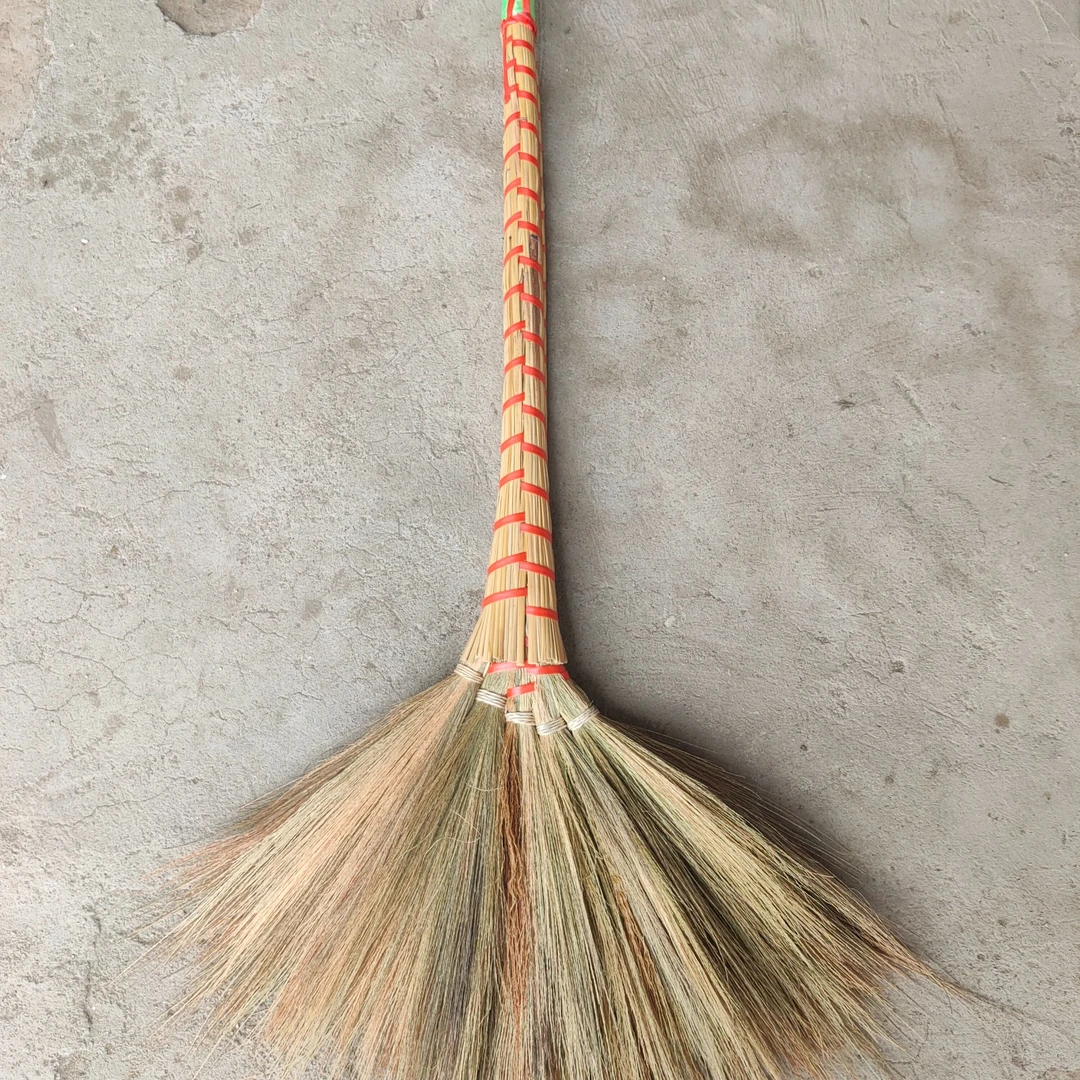 扫把，德宏特色植物制作，傣族居家常备清洁用品