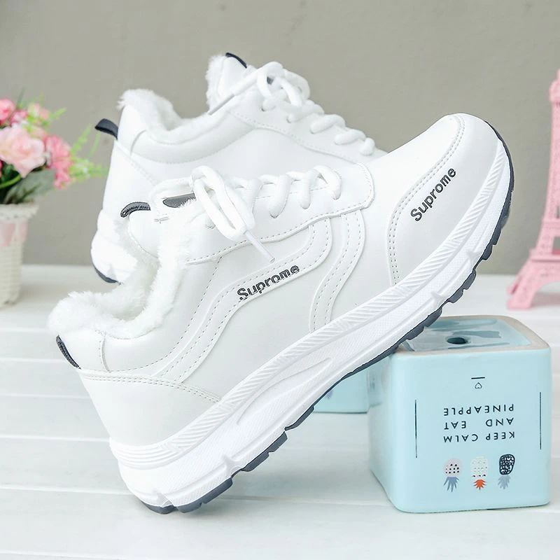 特价品牌断码加绒小白鞋女2023秋冬保暖抗寒防滑百搭休闲运动鞋女