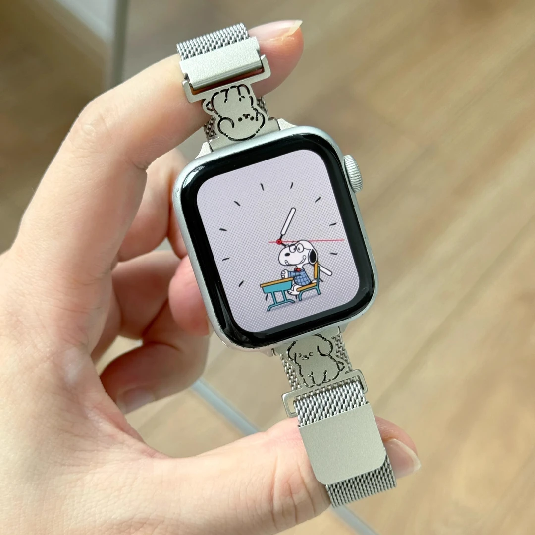 适用苹果手表带AppleWatch9S11细款金属米兰小狗图案iwatch98SE46
