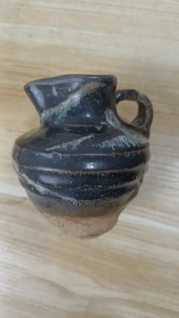 景德镇窑黑釉执壶