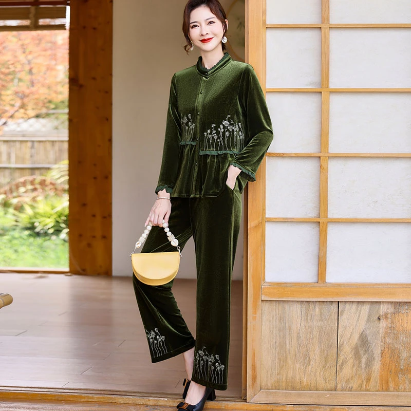 50岁妈妈秋装金丝绒套装中老年人女装春秋时尚上衣阔太太长袖衬衫