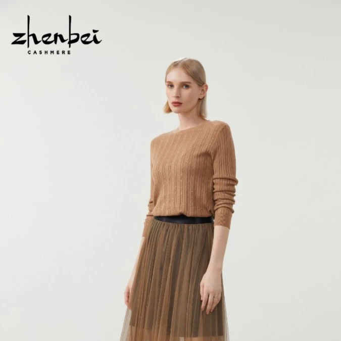 ZB/珍贝上新丝绒驼色圆领提花烫饰女衫/66822