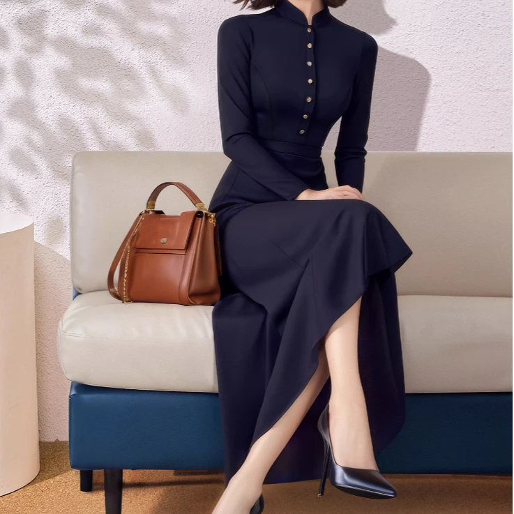 秋冬上流社会正式场合气质高级感情万种厅里厅气藏蓝色长袖连衣裙