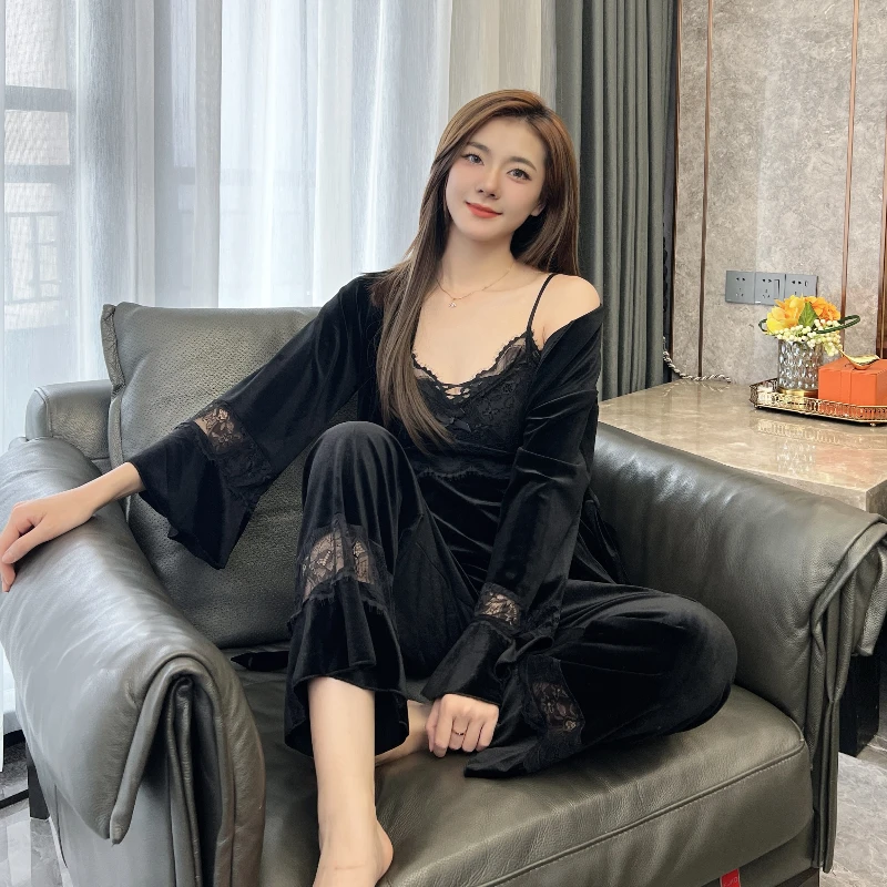 金丝绒睡衣带胸垫三件套女士秋款2024新款高级感轻奢风家居服套装
