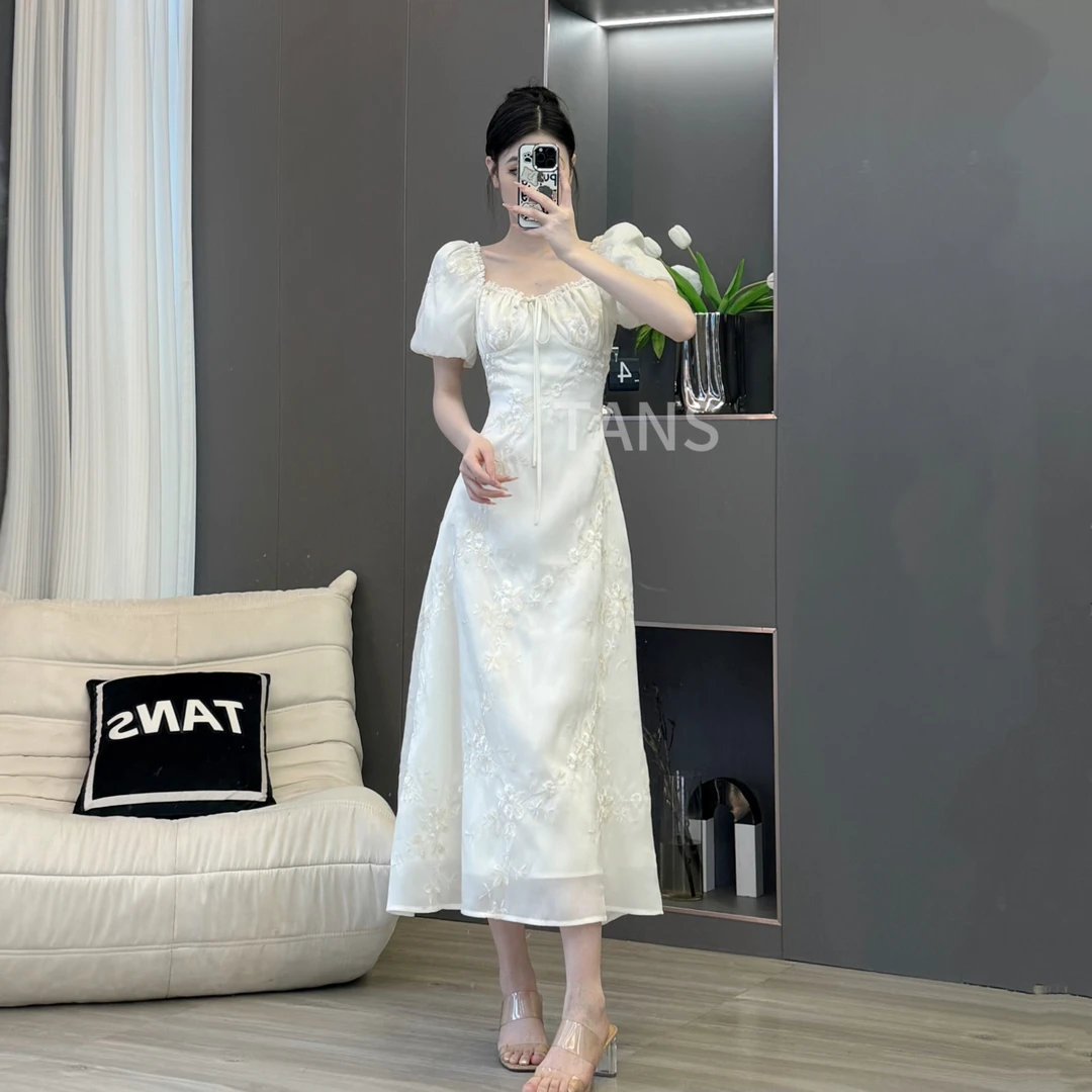 现货 TANS【云海风铃】白色显瘦收腰气质白色夏季复古修身连衣裙