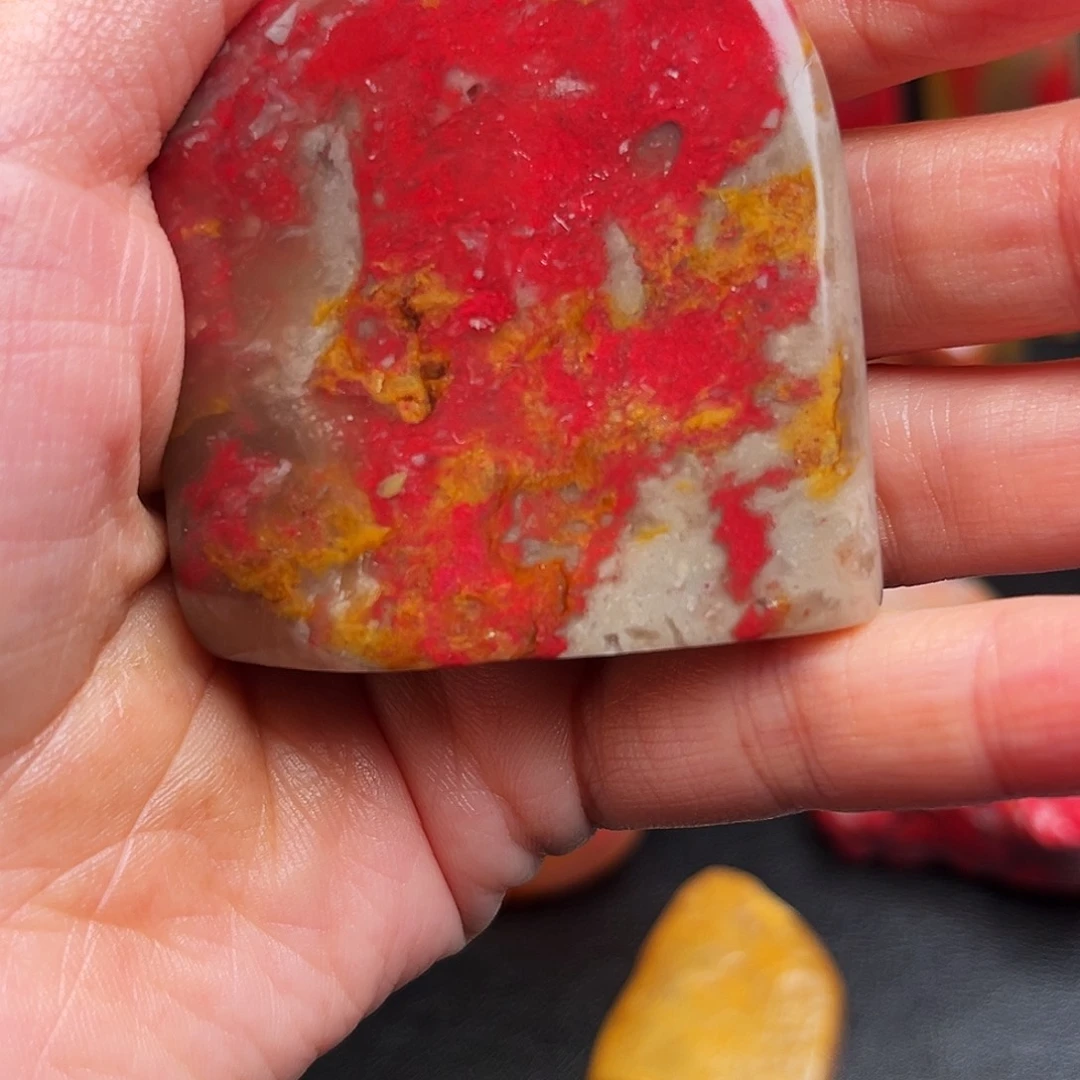 昌化石印石昌化鸡血石随形章