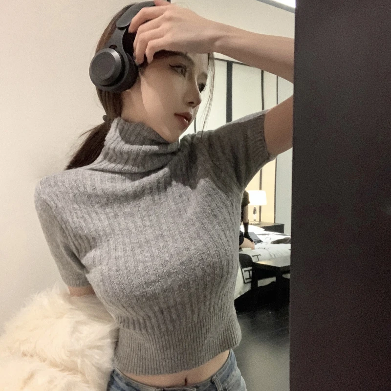 美式复古高领毛衣女春秋修身内搭短袖针织衫短款露脐别致独特上衣