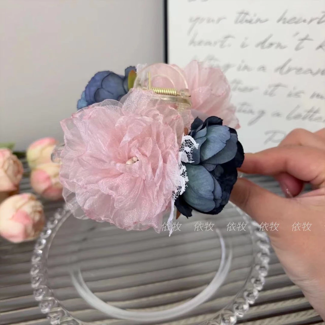 依牧高级氛围感蝴蝶夹花朵抓夹蕾丝边后脑勺盘发鲨鱼夹W23