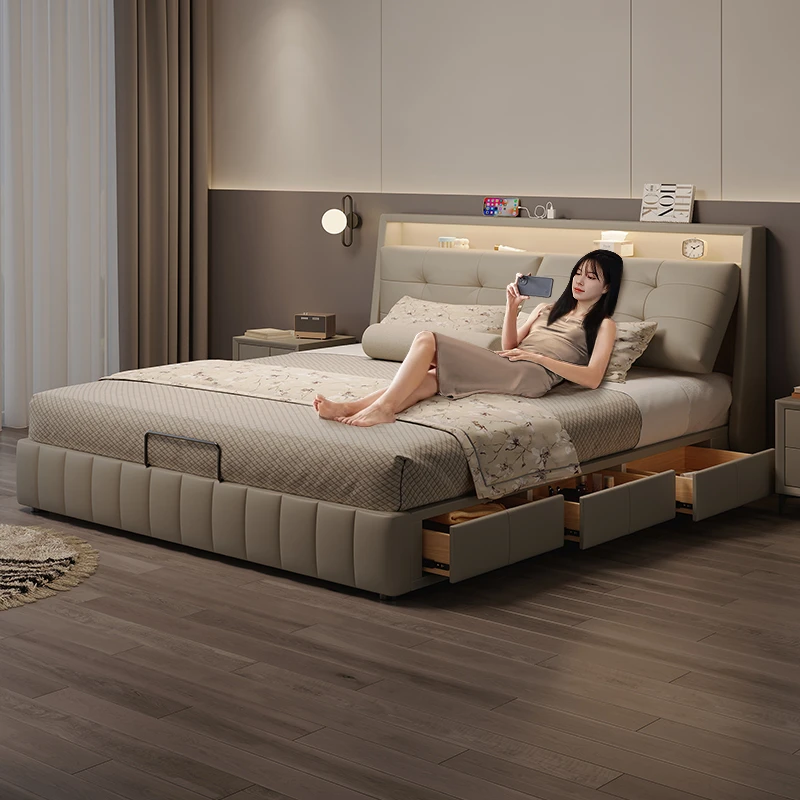 现代简约真皮多功能床齐边带灯储物皮床智能床主卧高端大气双人床