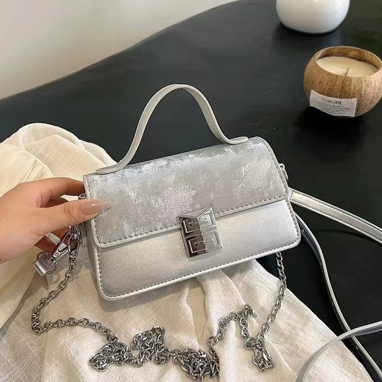 2024春夏新款高级感链条手提包网红百搭单肩腋下小方包女洋气0681