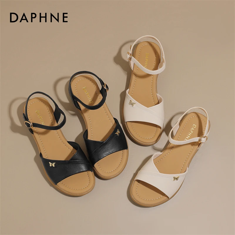 达芙妮女式时尚休闲2024夏季外穿透气软底厚底高跟圆头时装凉鞋