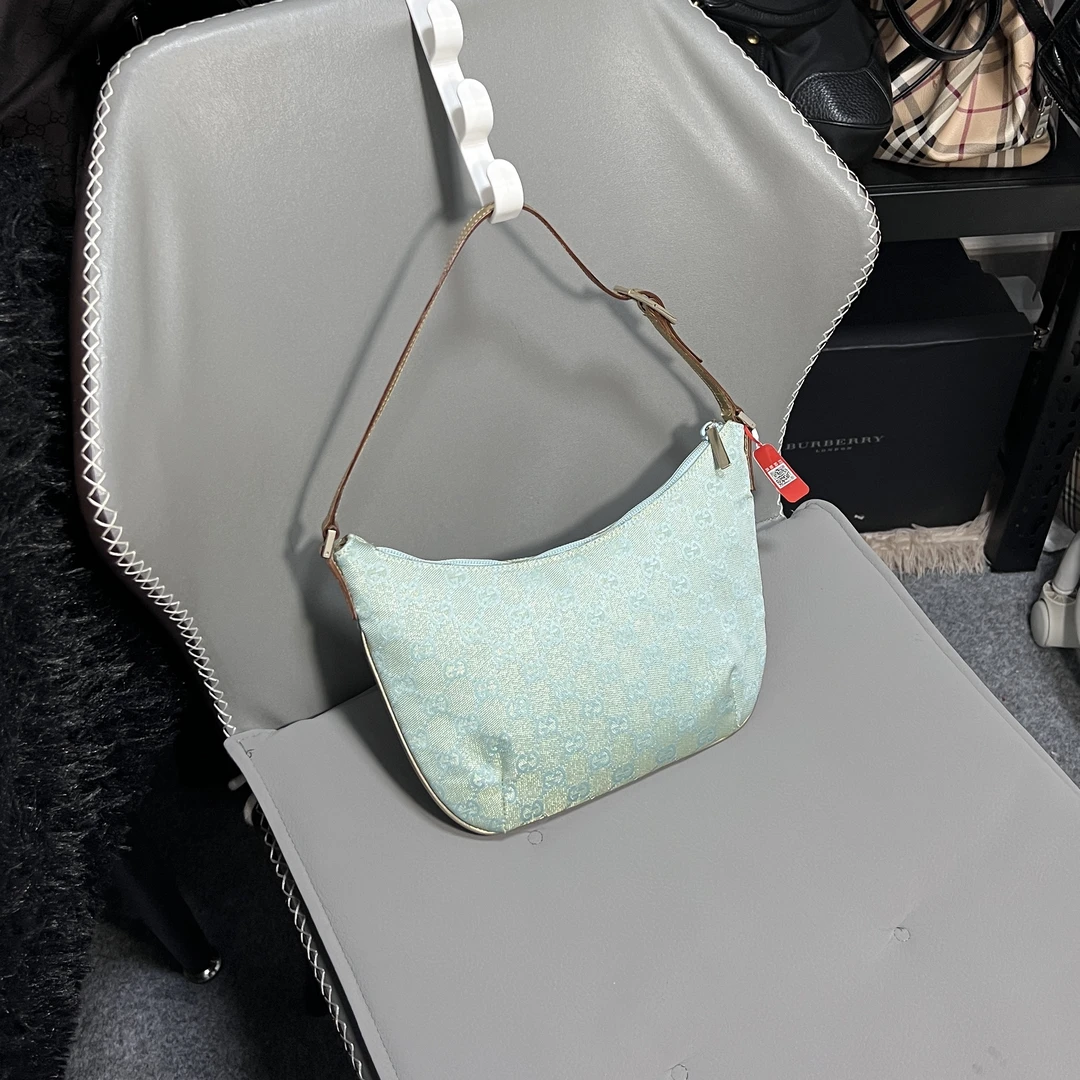 95新 GUCCI/古驰 薄荷绿金色偏光老花半月月亮型单肩腋下包hobo