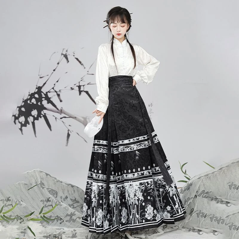 秀巅原创日常【墨竹台】传统立领衬衣马面裙缎面织金彩银复古仿螺钿