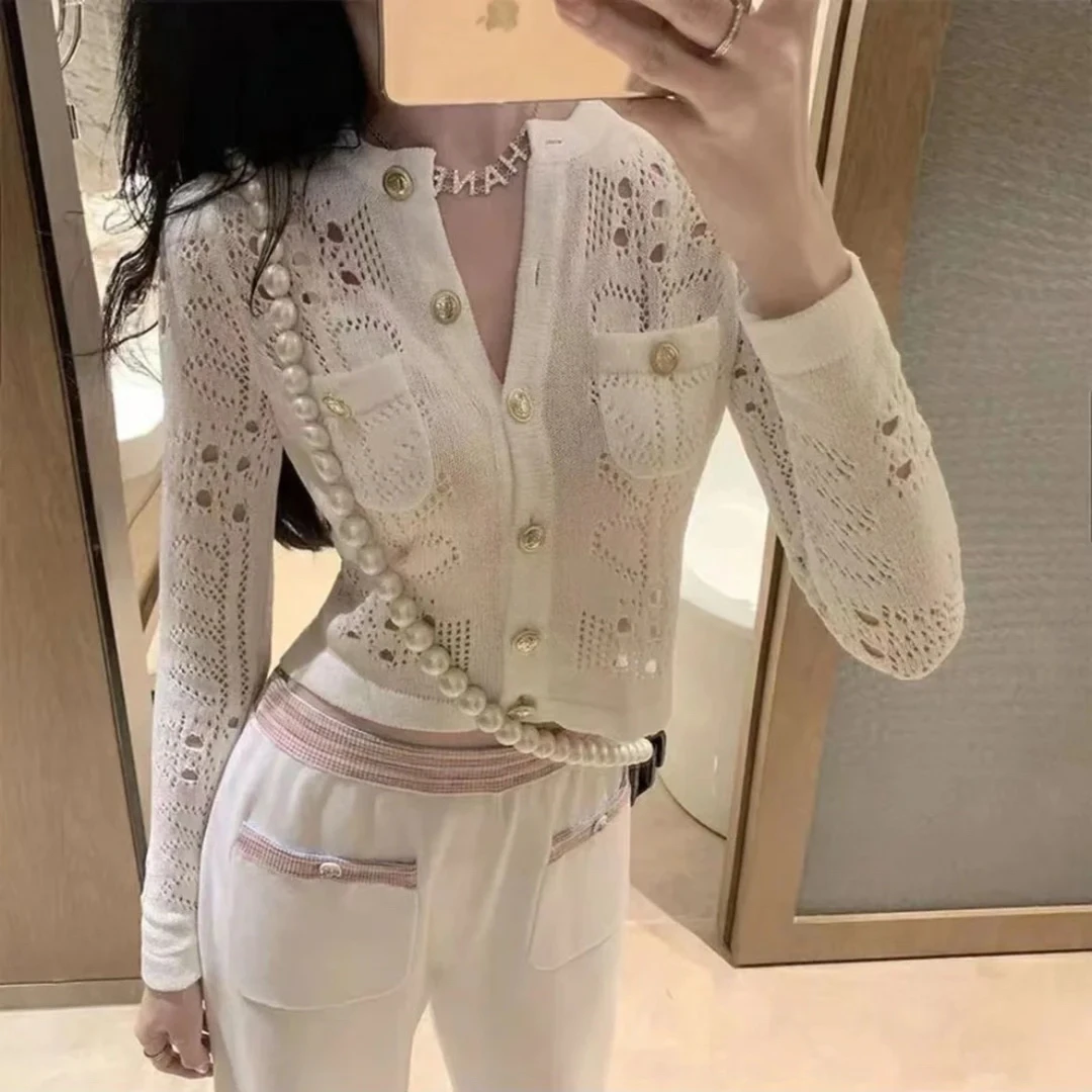 带吊牌未使用Chanel香奈儿白色镂空针织开衫 34码00093
