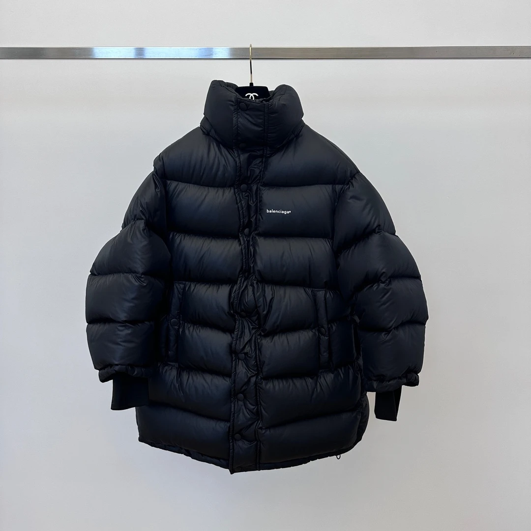 99新 Balenciaga巴黎世家羽绒服 34码