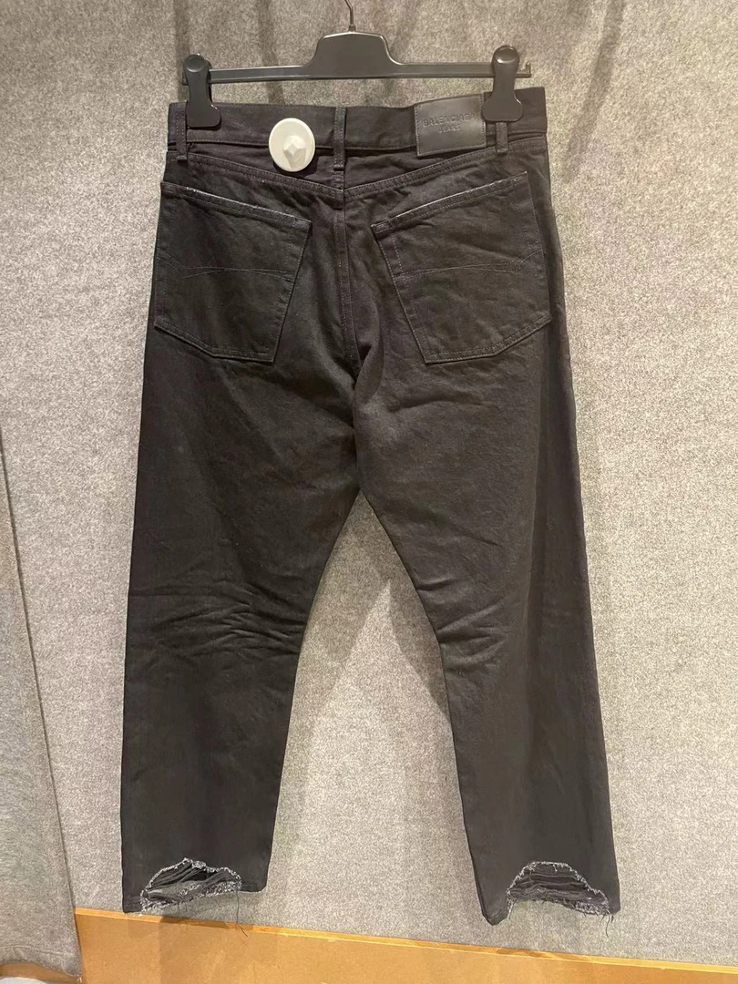 全新未使用 Balenciaga/巴黎世家 破坏做旧风牛仔裤