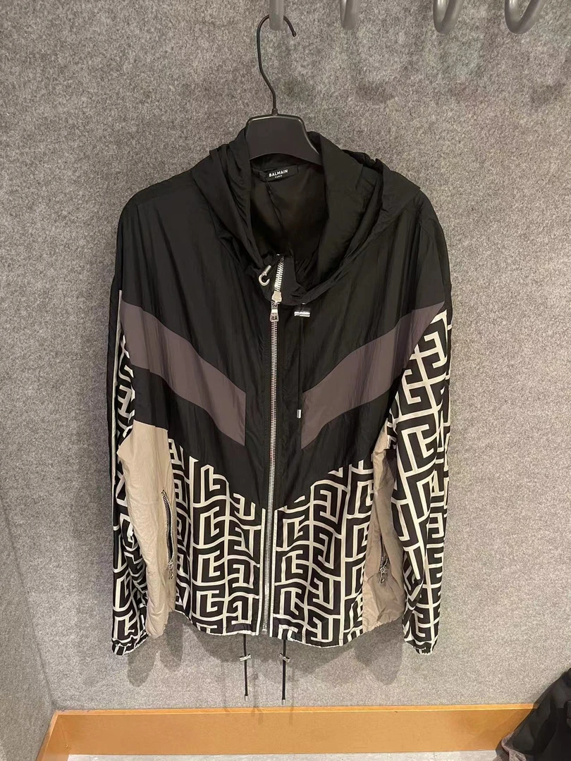 全新未使用 BALMAIN/巴尔曼 经典Logo花纹印花拉链外衣